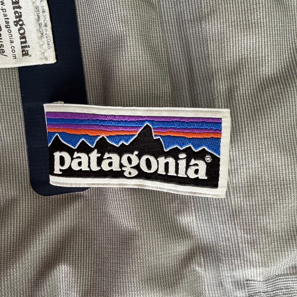 Patagonia Kids XL 14Rain Jacket Torrentshell Black Hooded Waterproof Coat - Picture 9 of 9